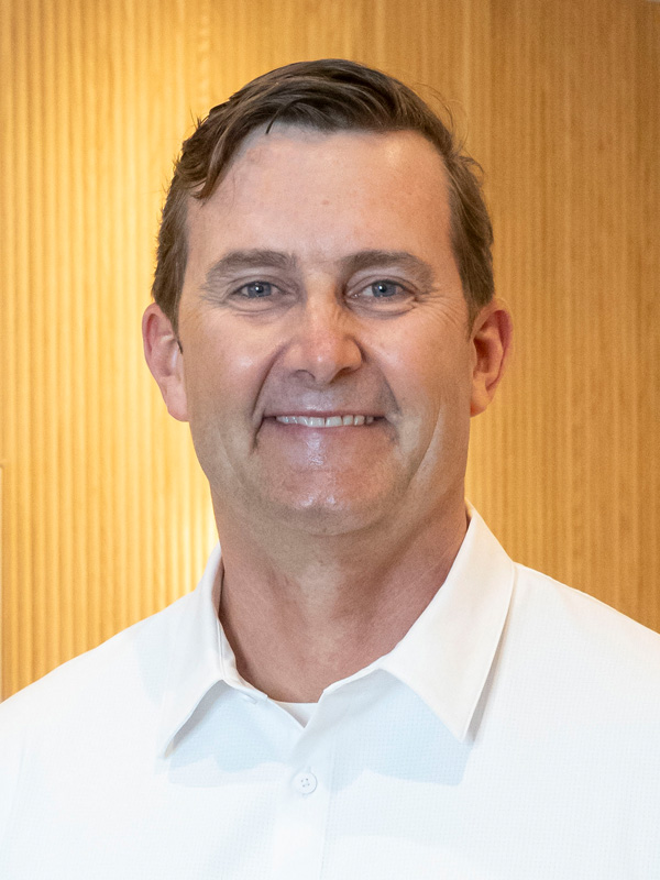 Douglas McConnaughey MD